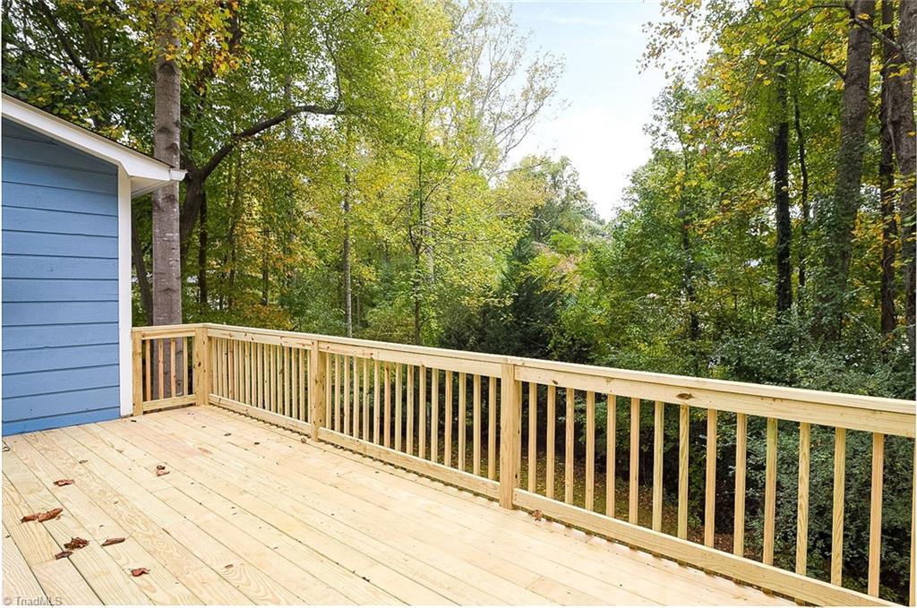 172 Carrisbrooke Lane