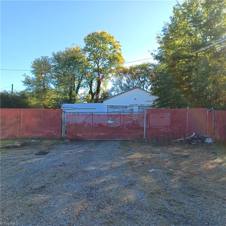 2925 Middleton Street