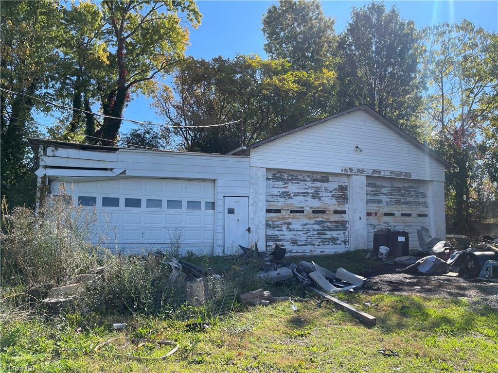 2925 Middleton Street