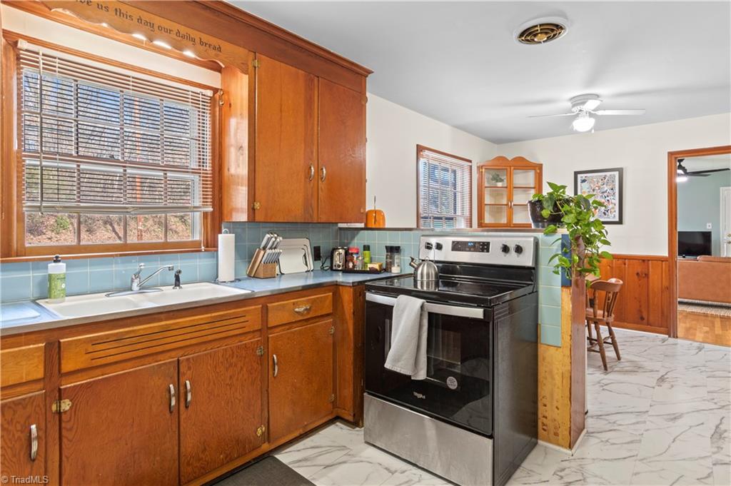 1710 E Sprague Street