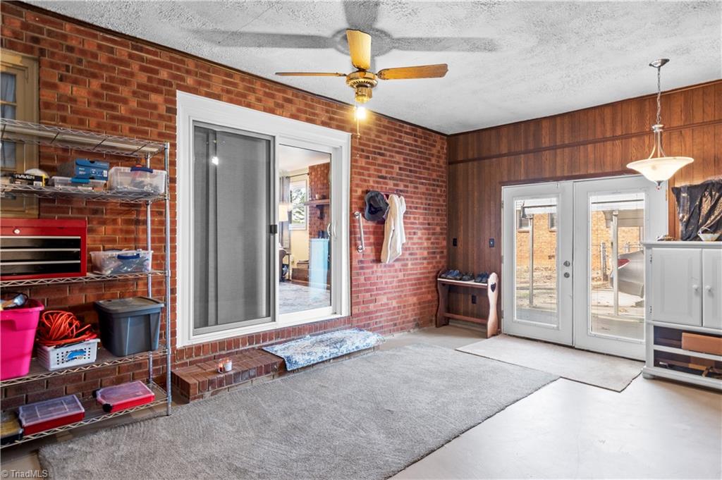 455 Stratford Road
