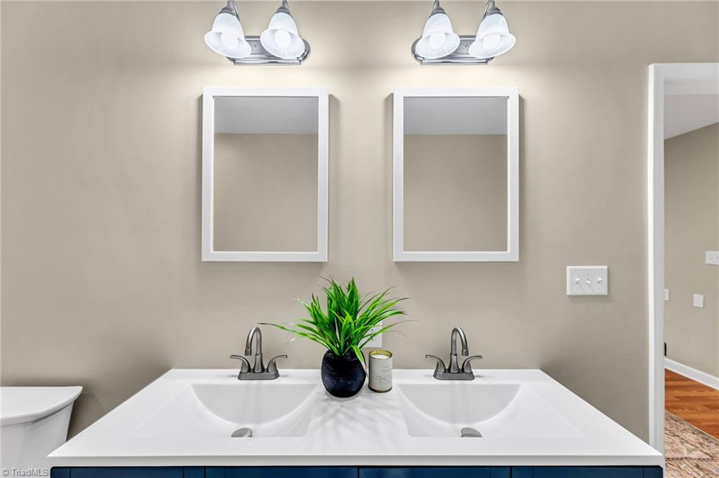 1027 Hobbie Horse Lane