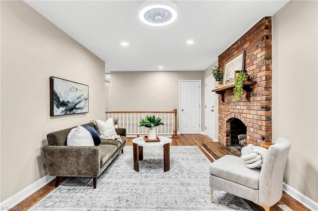 1027 Hobbie Horse Lane