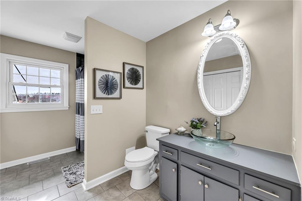 1027 Hobbie Horse Lane