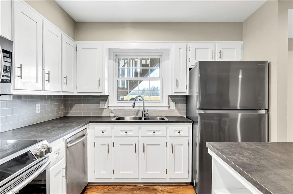 1027 Hobbie Horse Lane