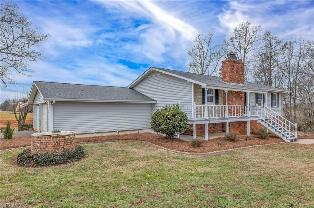 1027 Hobbie Horse Lane