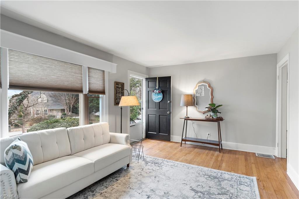 717 S Sunset Drive