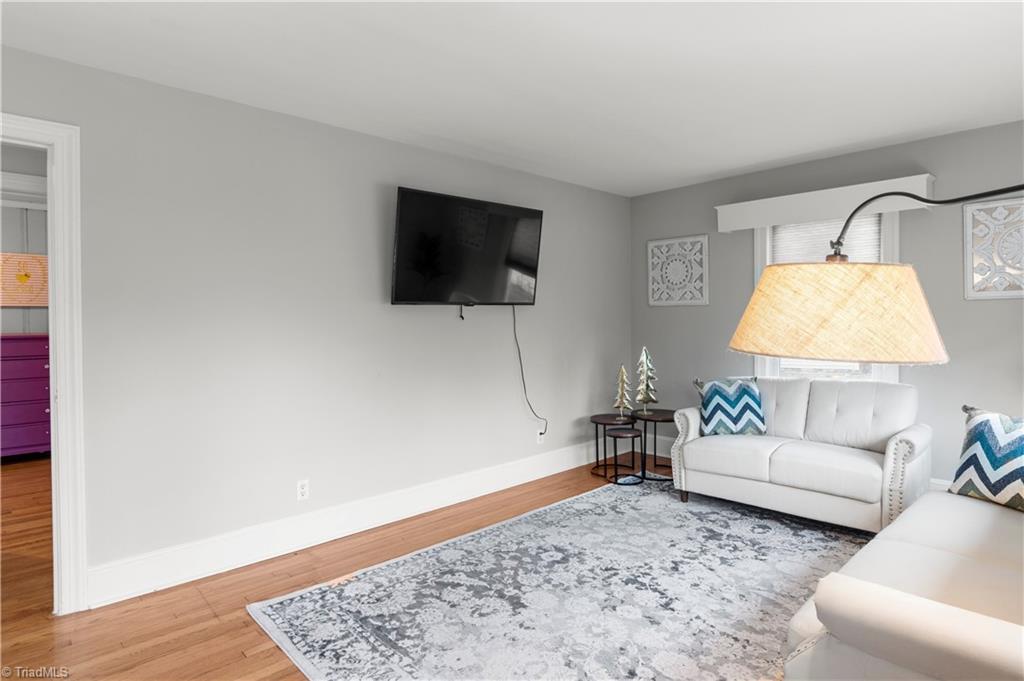 717 S Sunset Drive