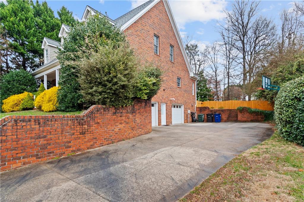 495 Burkes Crossing Drive