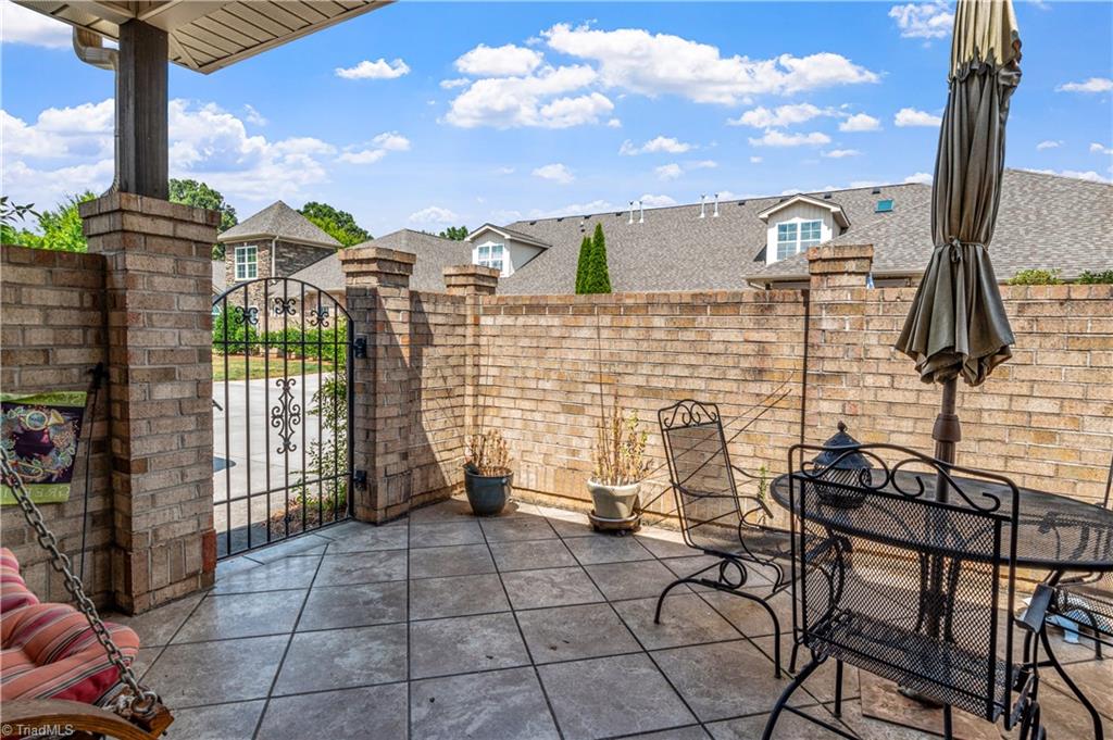 402 Castellum Square, Winston-Salem