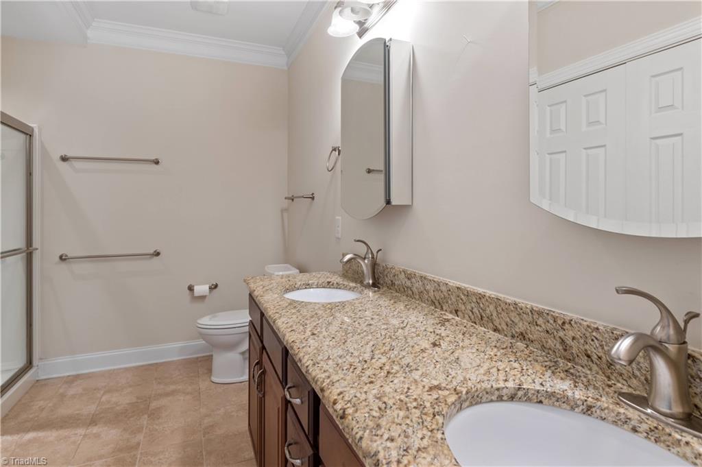 402 Castellum Square, Winston-Salem