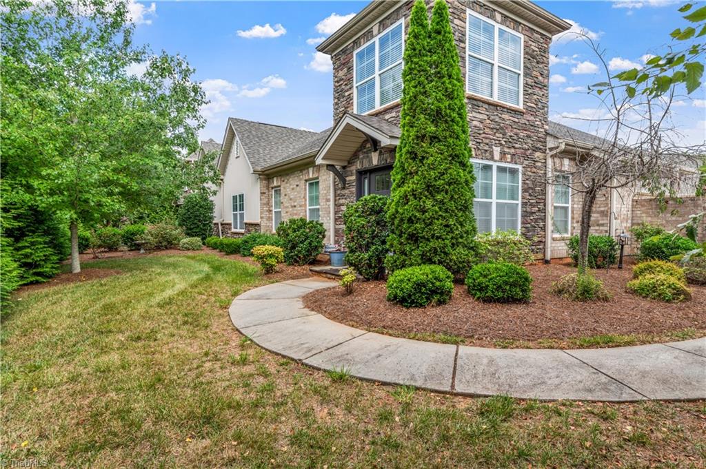 402 Castellum Square, Winston-Salem