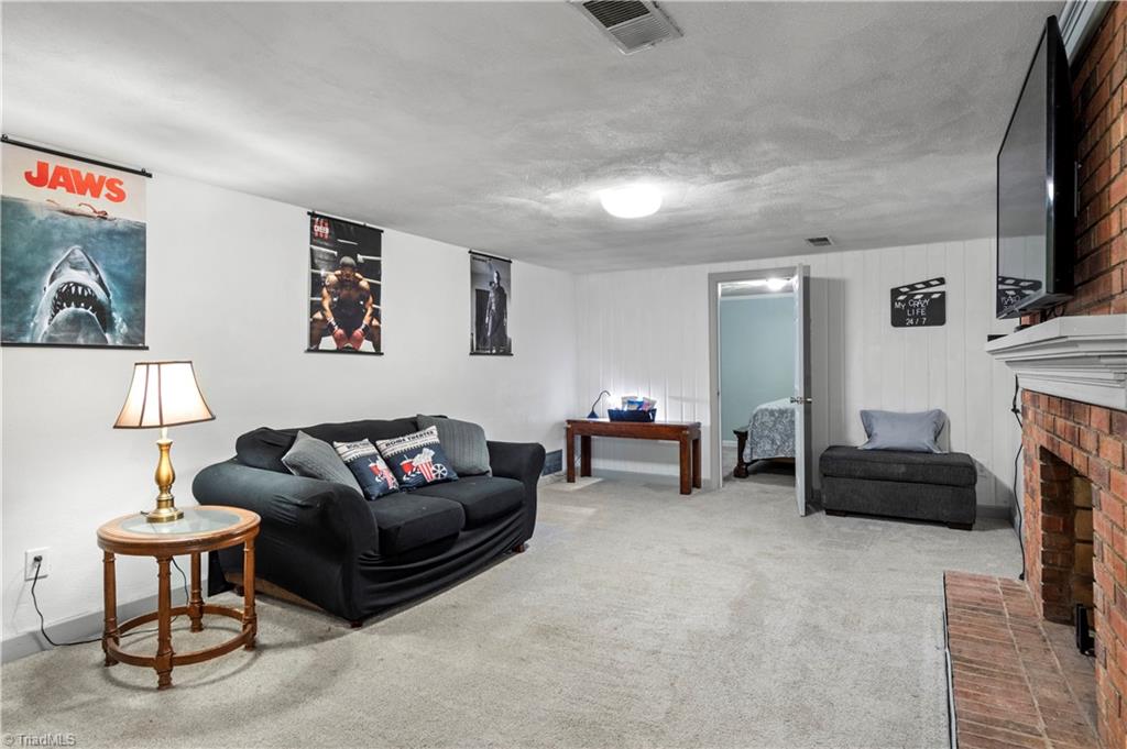 3020 Northbridge Road, Winston-Salem