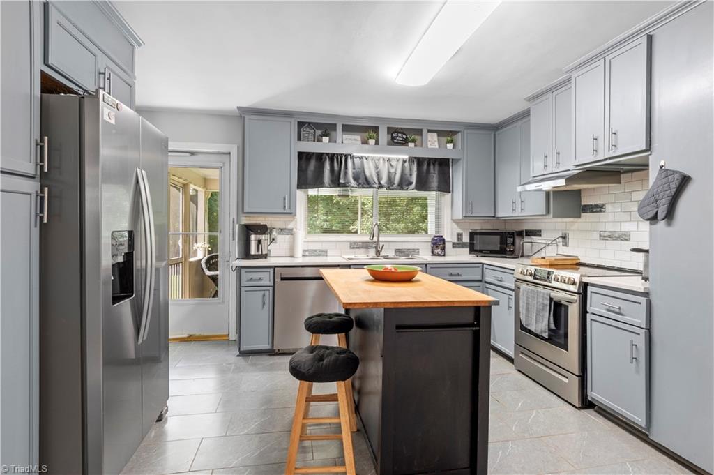 3020 Northbridge Road, Winston-Salem