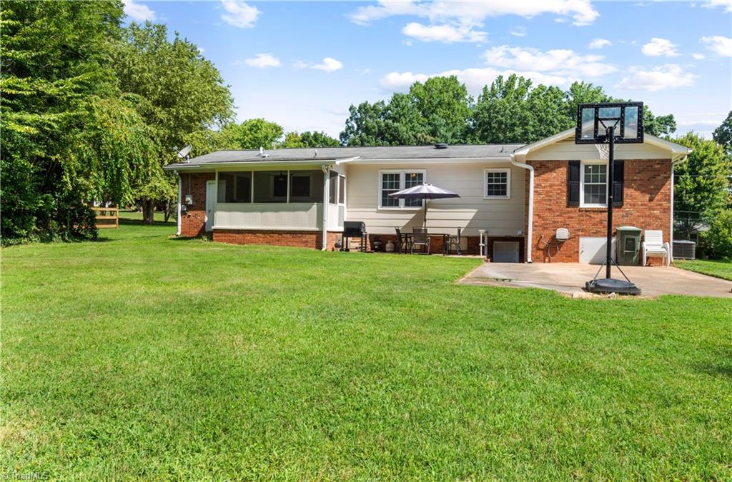 3020 Northbridge Road, Winston-Salem