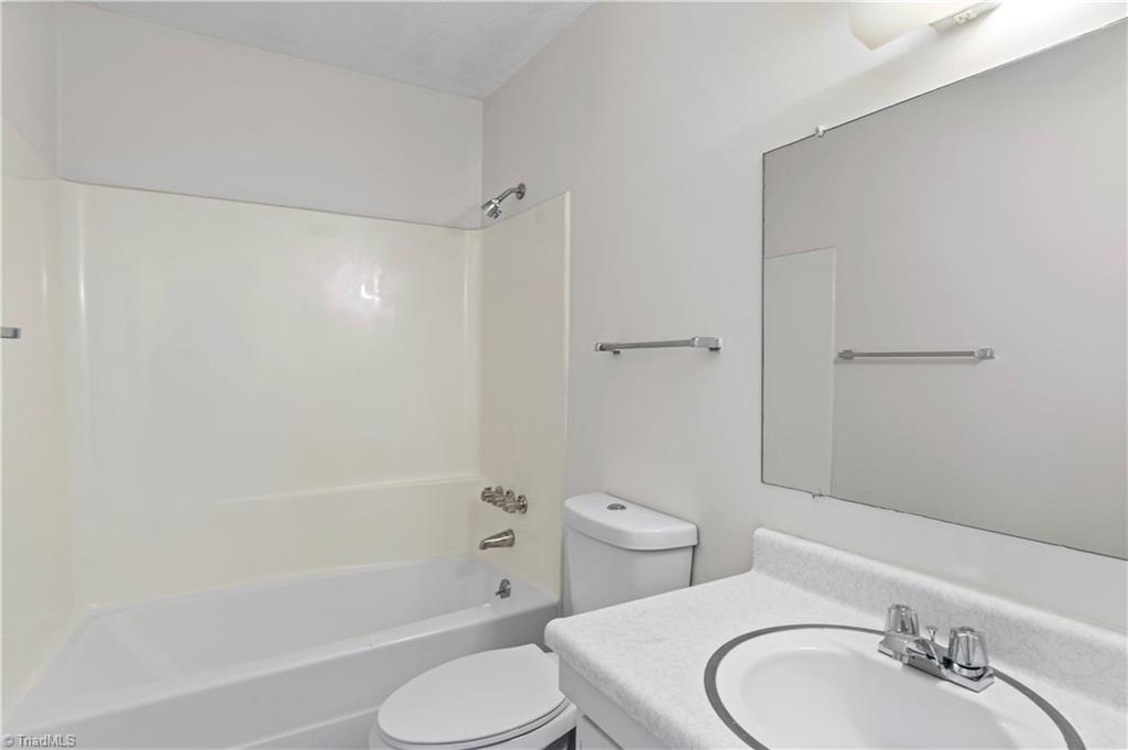 2240 Sunderland Road # 54N, Winston-Salem Unit: 54N