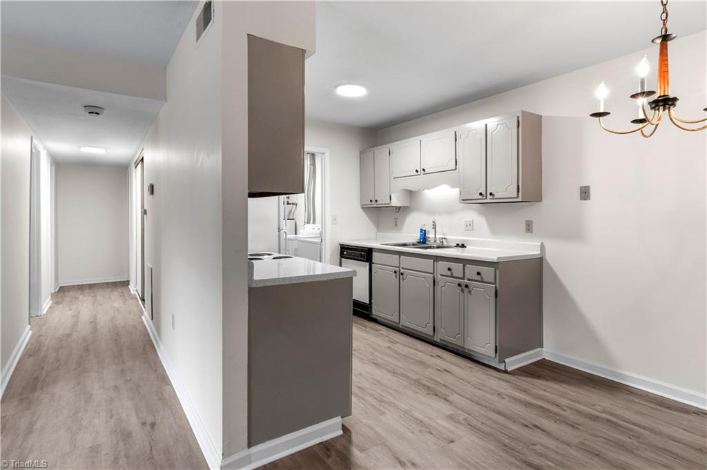 2240 Sunderland Road # 54N, Winston-Salem Unit: 54N