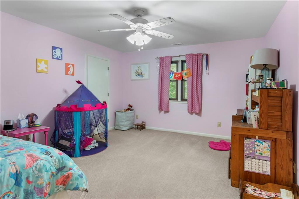 1325 Turkey Hill Road, Winston-Salem