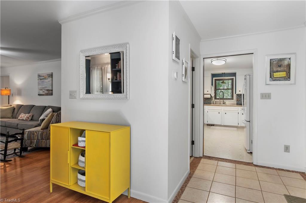 1325 Turkey Hill Road, Winston-Salem