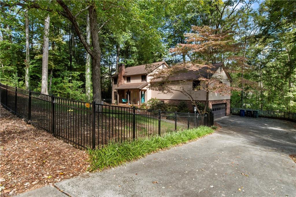 1325 Turkey Hill Road, Winston-Salem