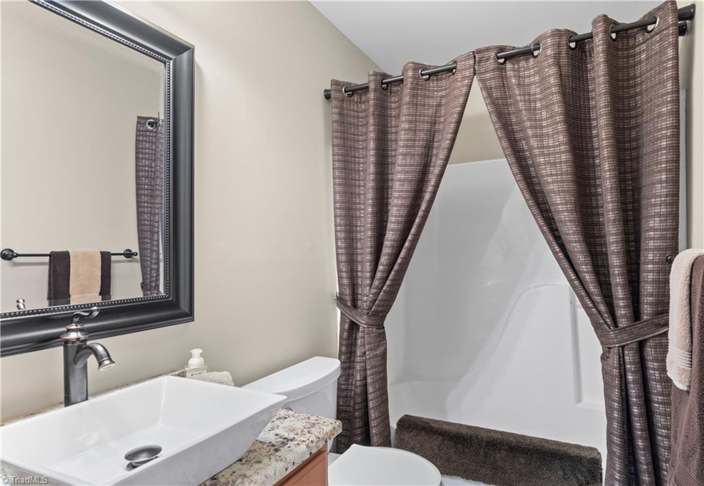 265 Hidden Creek Road, Winston-Salem