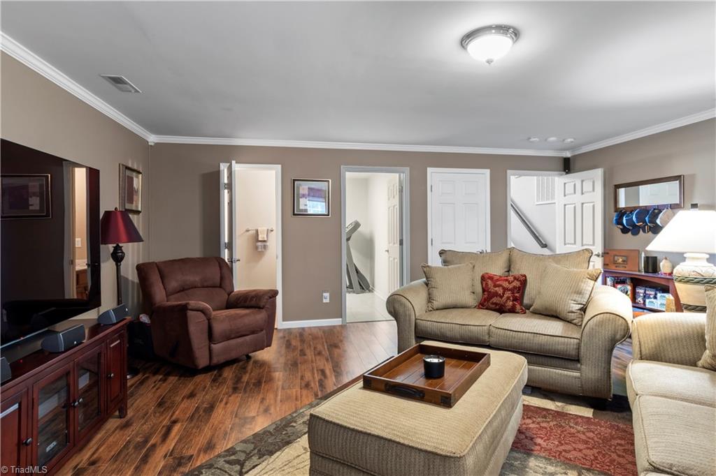 265 Hidden Creek Road, Winston-Salem