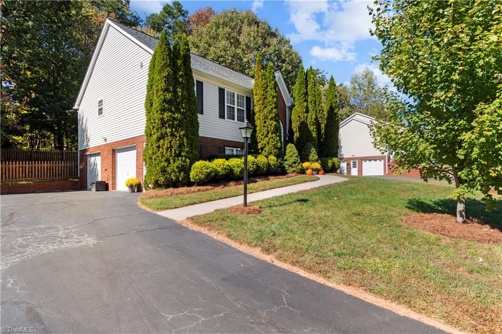 265 Hidden Creek Road, Winston-Salem