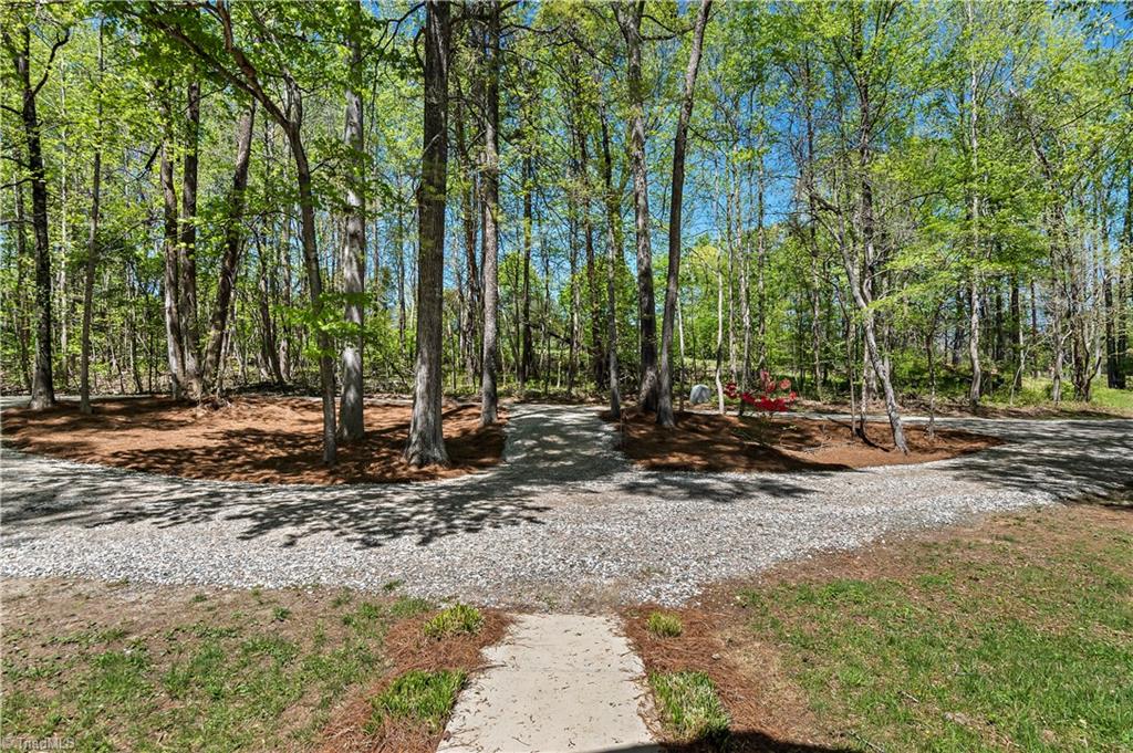 860 Papas Trail, Winston-Salem