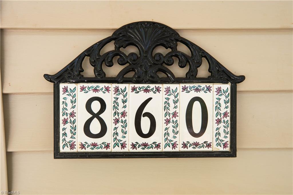 860 Papas Trail, Winston-Salem