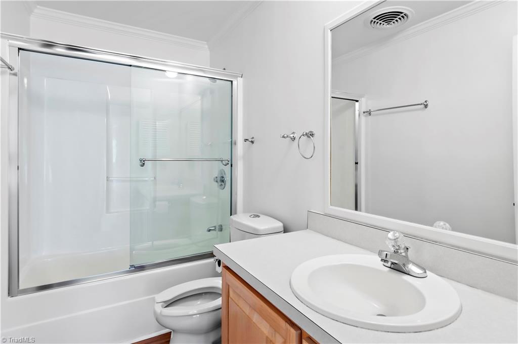 860 Papas Trail, Winston-Salem