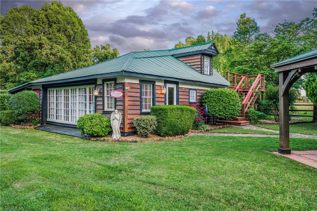 156 March Manor Drive