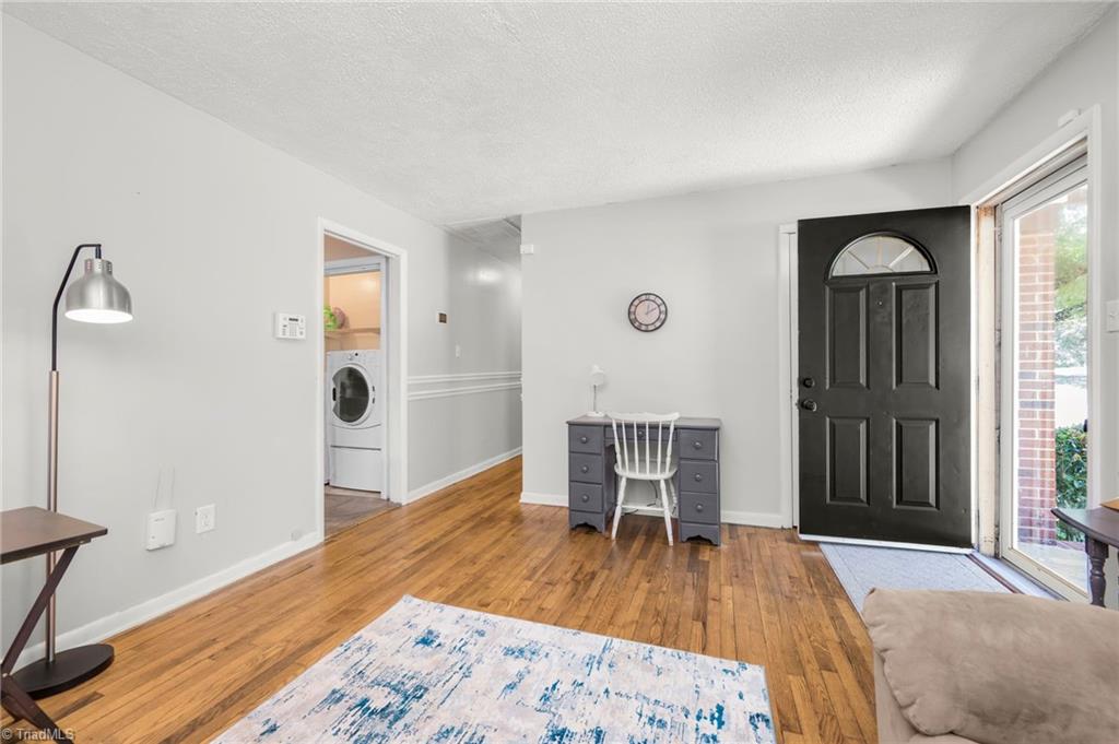 4015 Burnham Court, Winston-Salem