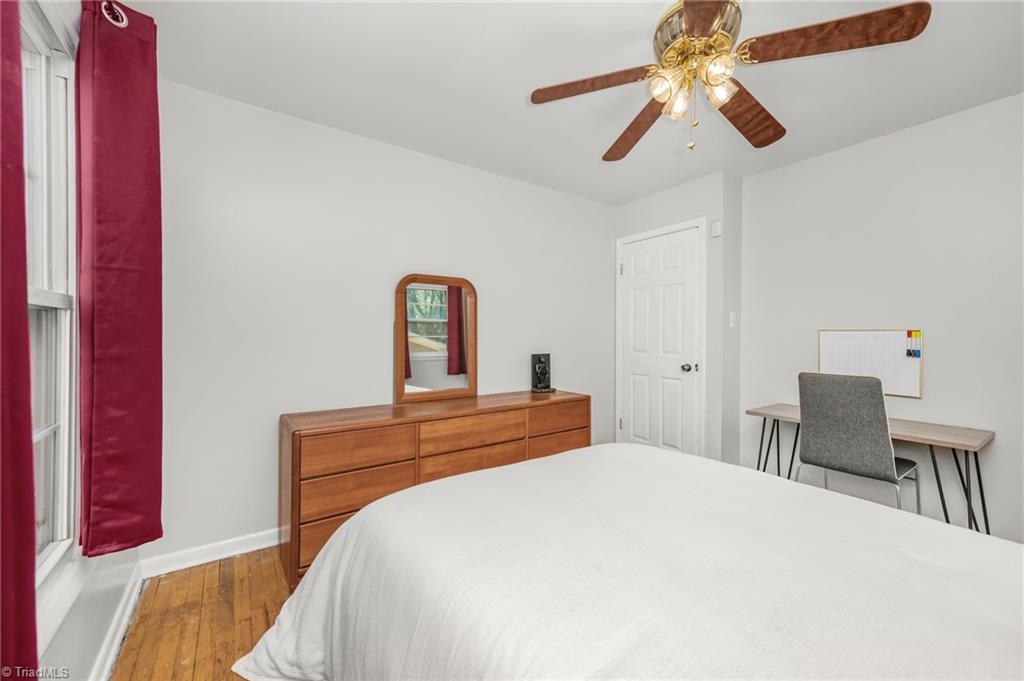 4015 Burnham Court, Winston-Salem