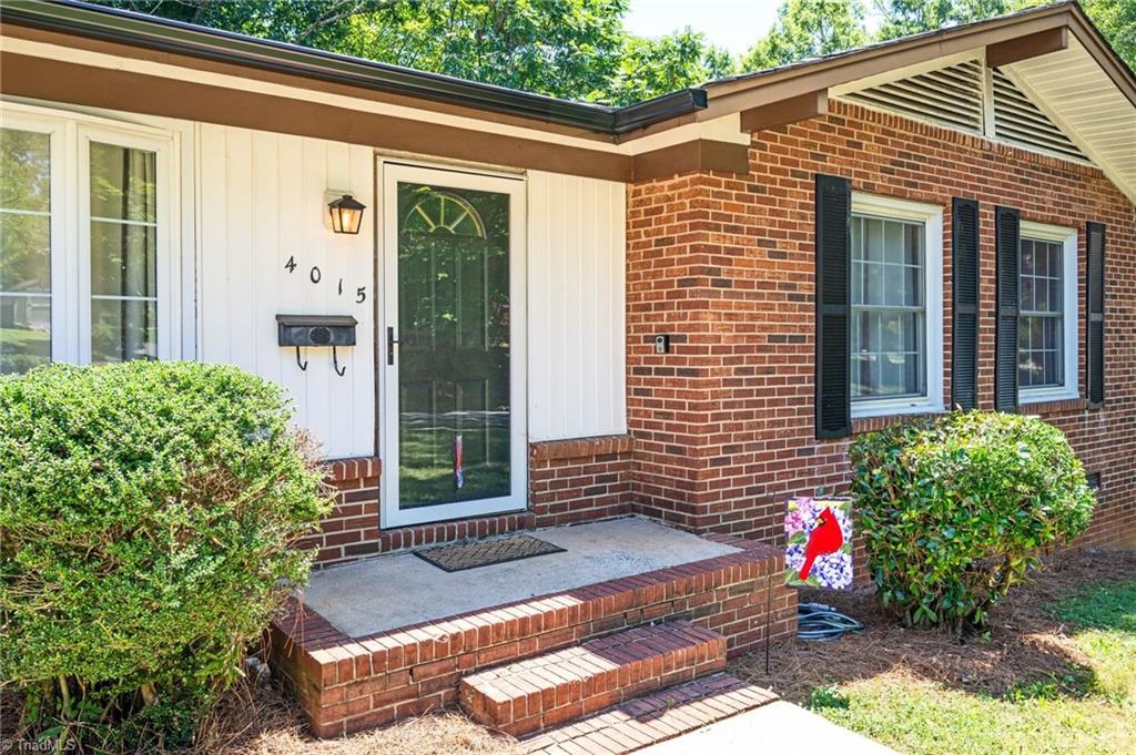 4015 Burnham Court, Winston-Salem