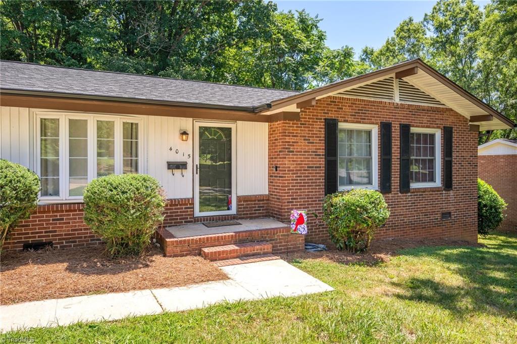4015 Burnham Court, Winston-Salem