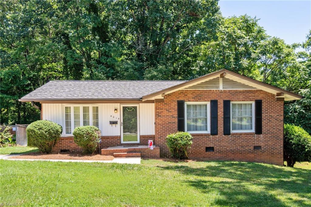 4015 Burnham Court, Winston-Salem