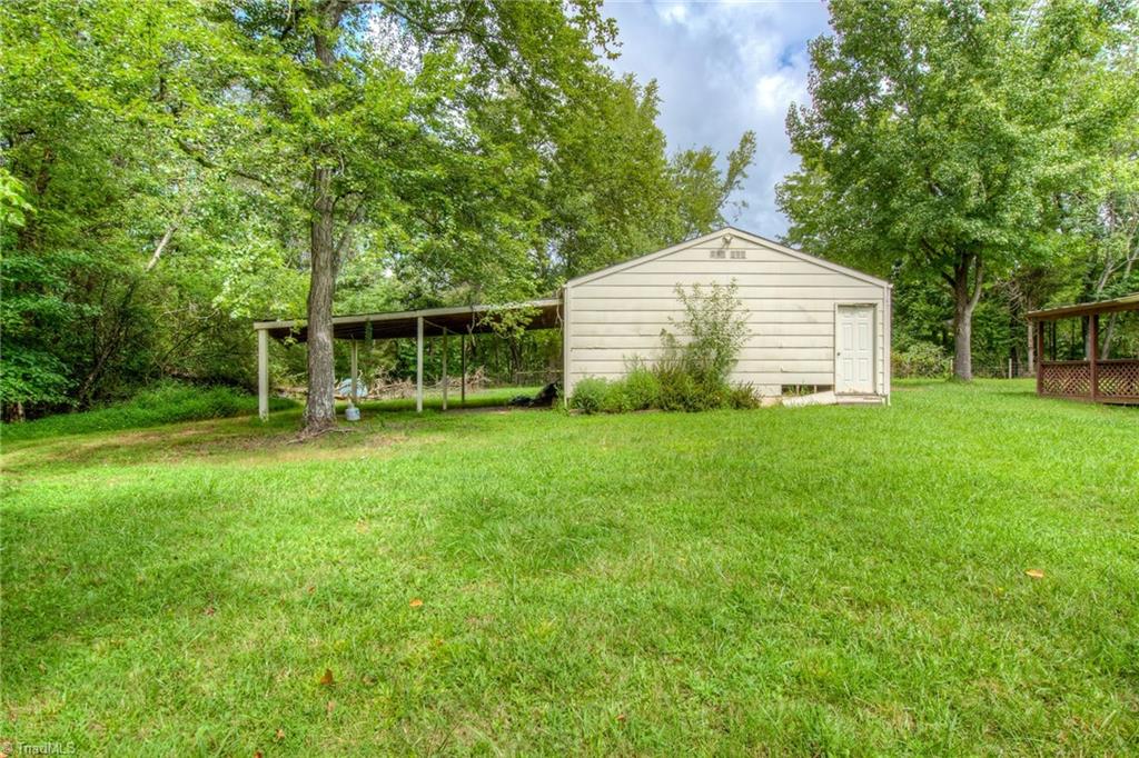 8265 Shallowford Road