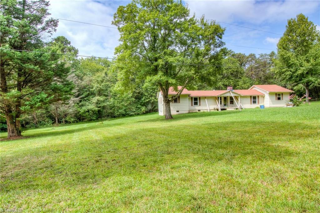 8265 Shallowford Road