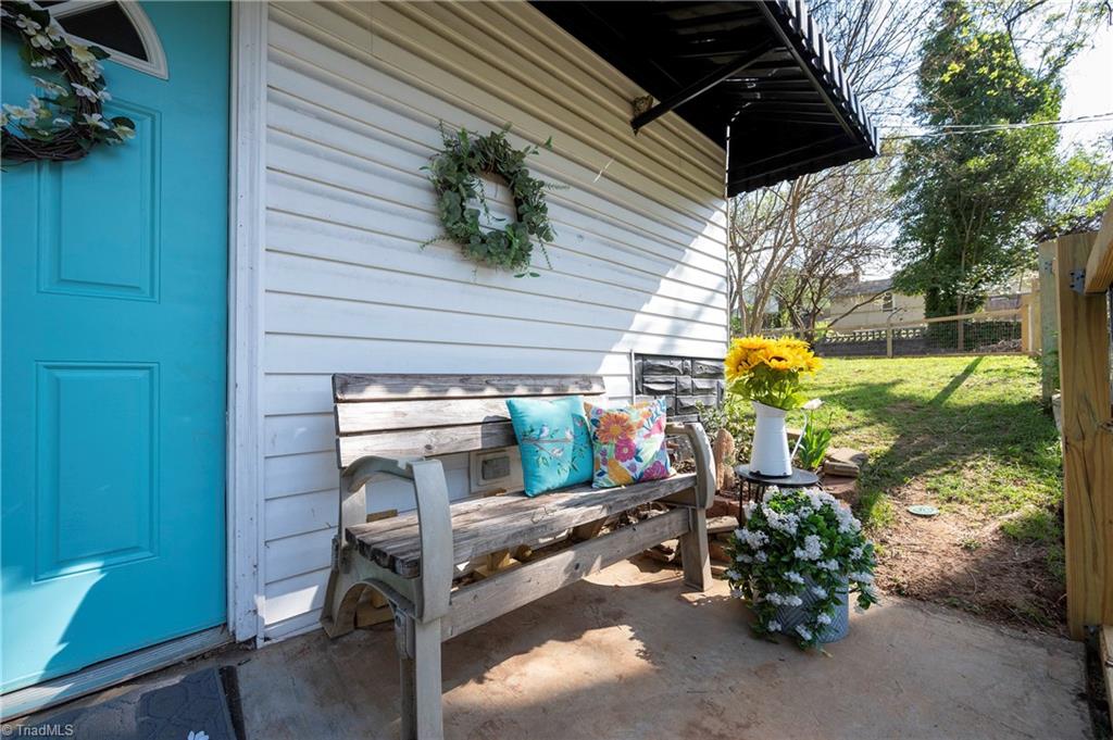 25 Brookline Street E, Winston-Salem