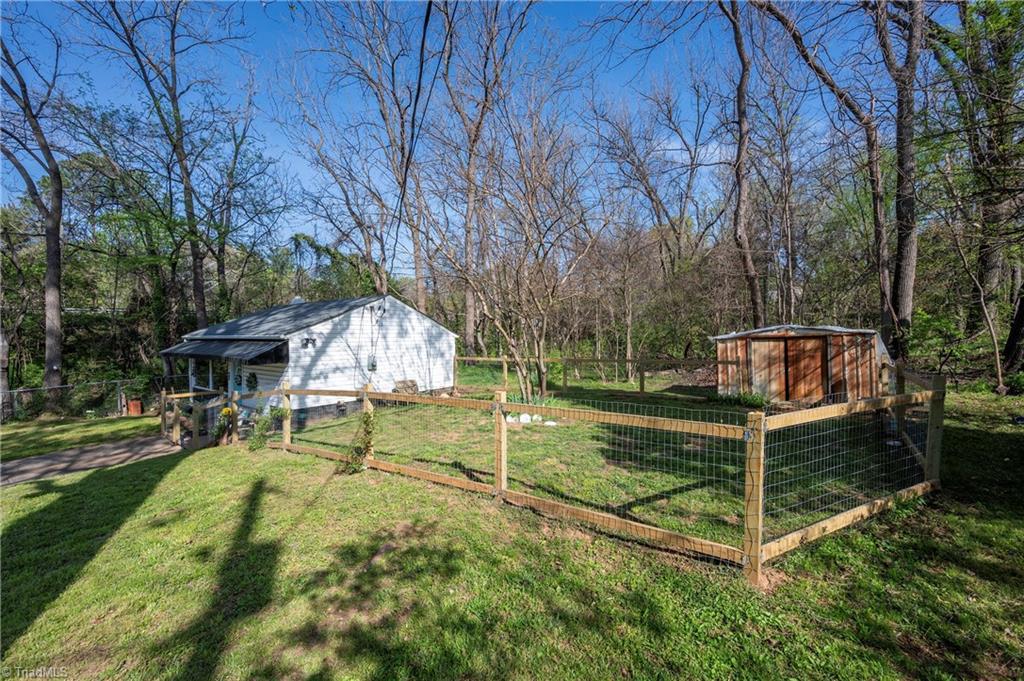 25 Brookline Street E, Winston-Salem