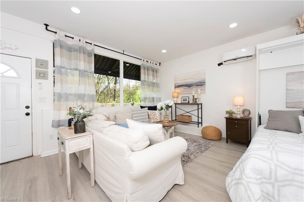 25 Brookline Street E, Winston-Salem