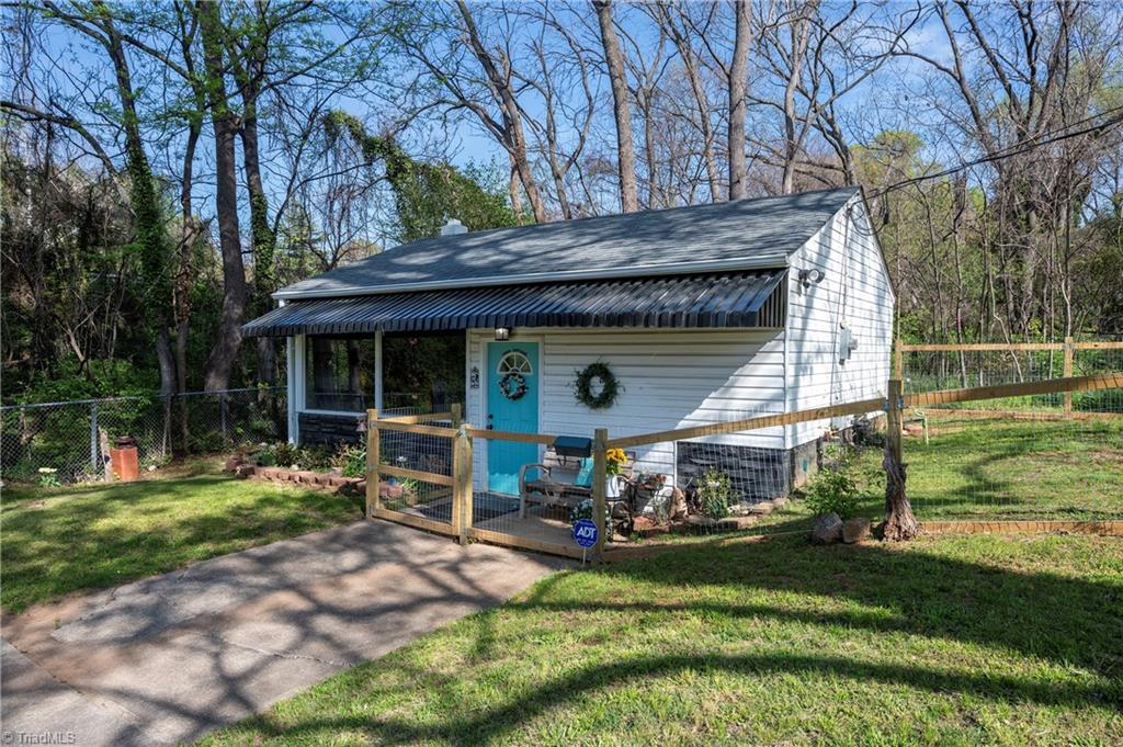 25 Brookline Street E, Winston-Salem