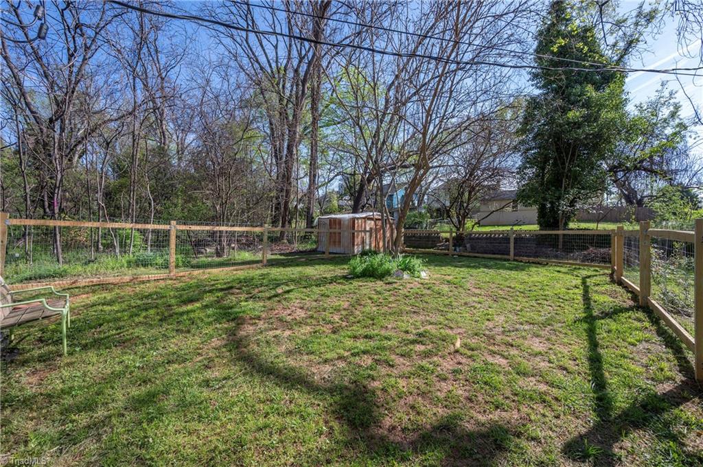 25 Brookline Street E, Winston-Salem