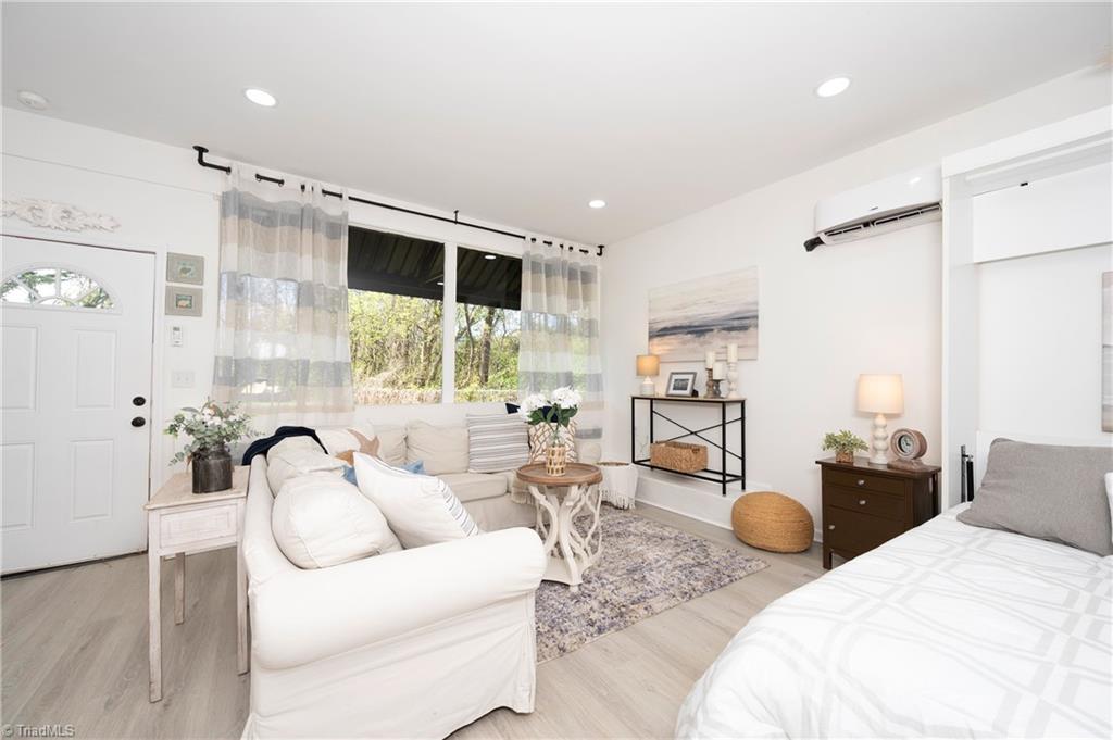 25 Brookline Street E, Winston-Salem