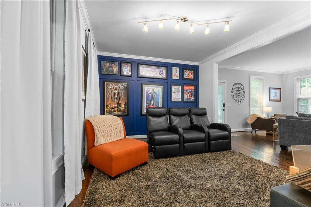 6010 Kempsford Court