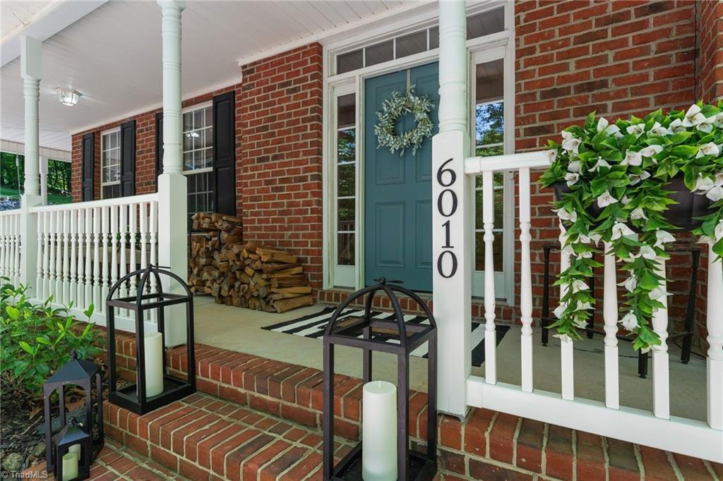6010 Kempsford Court