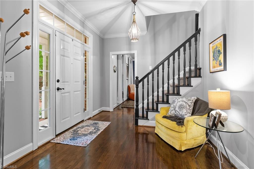 6010 Kempsford Court