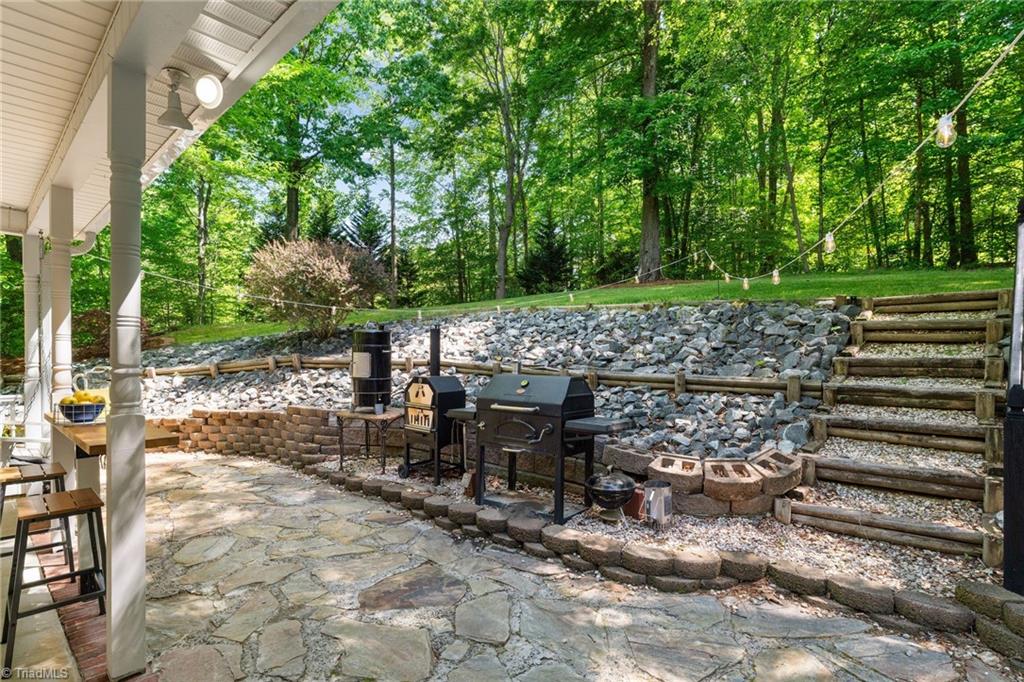 6010 Kempsford Court