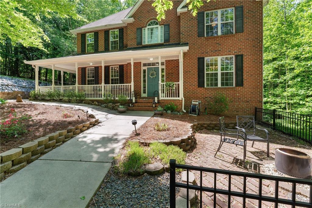 6010 Kempsford Court