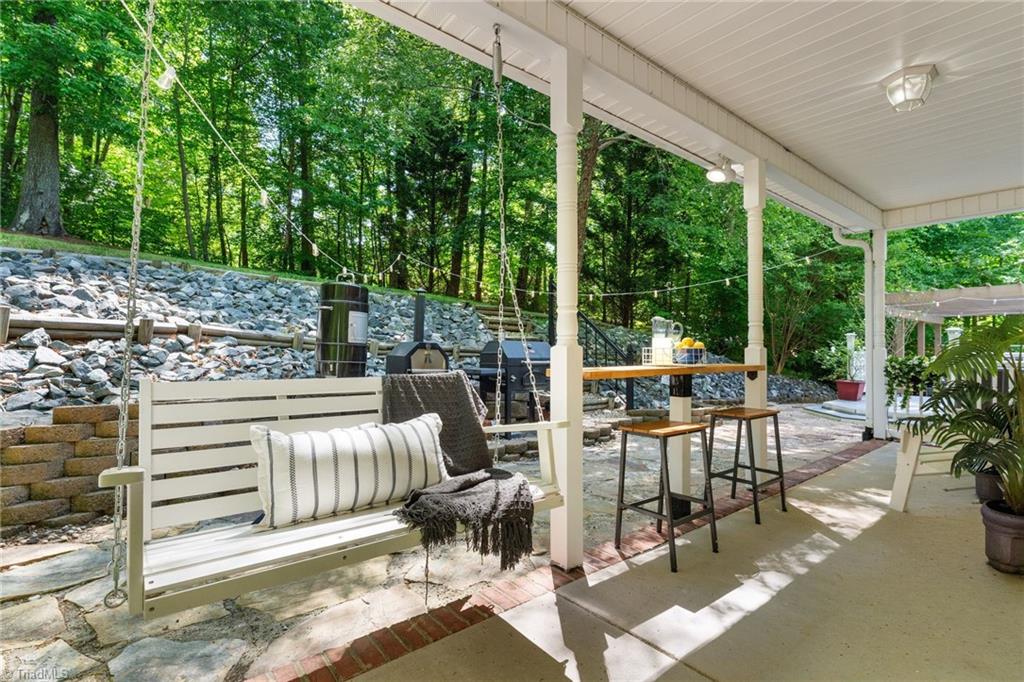 6010 Kempsford Court